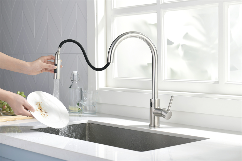Low Price Wholesale Brushed Sensor Pull Out Kitchen Faucet C03 1736